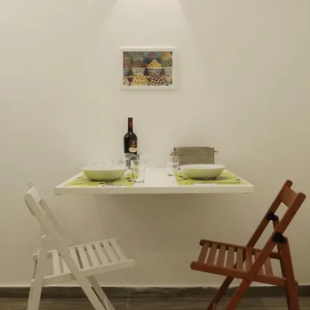Mina's Place Apartment *